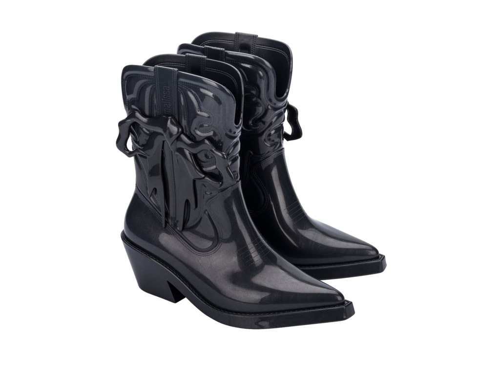 Boot in collab with  Melissa