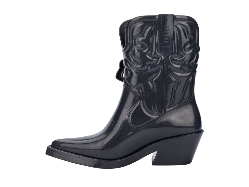 Boot in collab with  Melissa