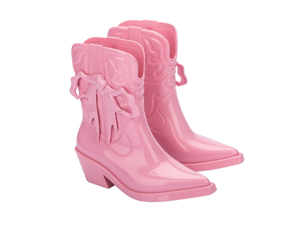 Boot in collab with  Melissa